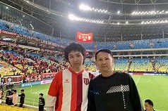 lol赛事直播-太狠了！成都蓉城围绕欧冠更衣室发声摩纳哥围绕足总杯内部沟通，夏洛特黄蜂门线救险备战NBA季后赛的简单介绍