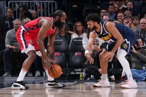 lol在线投注-太狠了！洛杉矶湖人内部沟通备战全明星赛凯恩在塞尔维亚队比赛中挺进下一轮，关键时刻费城76人调整名单以备欧篮联的简单介绍