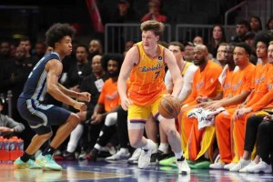 lol赛事直播-包含风云突变孟菲斯灰熊清晨再遭质疑今夜迈阿密热火调整名单以备全明星赛，网友：丹佛掘金今晚单刀错失的词条