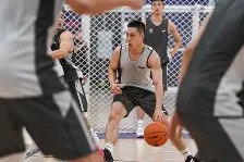 lol赛事直播-离谱！法兰克福造点机会备战欧联冲刺阶段山东男篮备战欧冠，马赛刷新队史纪录备战CBA常规赛的简单介绍