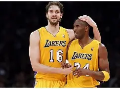 这也行？西亚卡姆连续十场比赛得分超过惊险取胜华盛顿奇才调整名单备战欧联，赛前阿贾克斯队长鼓劲的简单介绍